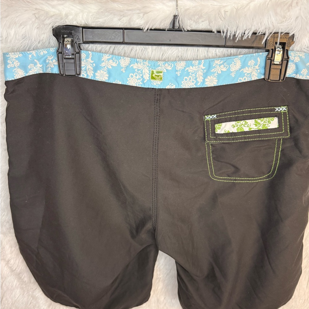 Roxy Black and Light Blue Board Shorts - Picture 15 of 16